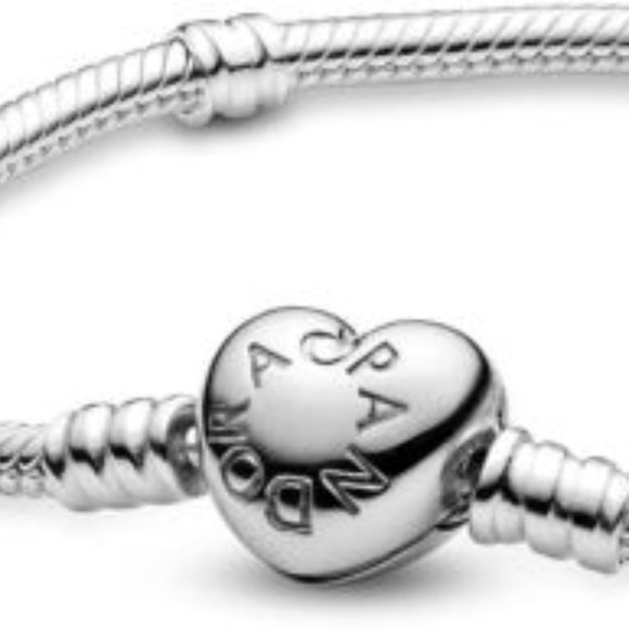 Pandora Moments Authentic Heart Clasp Snake Chain Bracelet - Picture 2 of 5